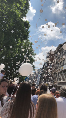 Marche blanche en hommage à Cyril, Soraya et Lucile, victimes de la tuerie de Liège